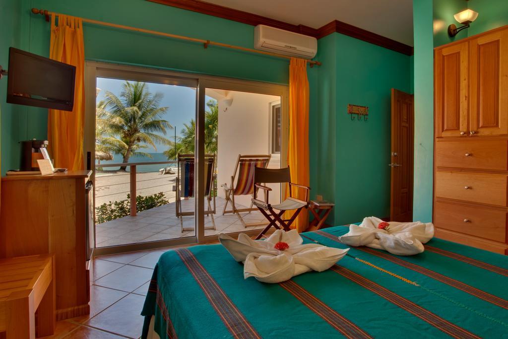 Laru Beya Resort Placencia Exterior photo